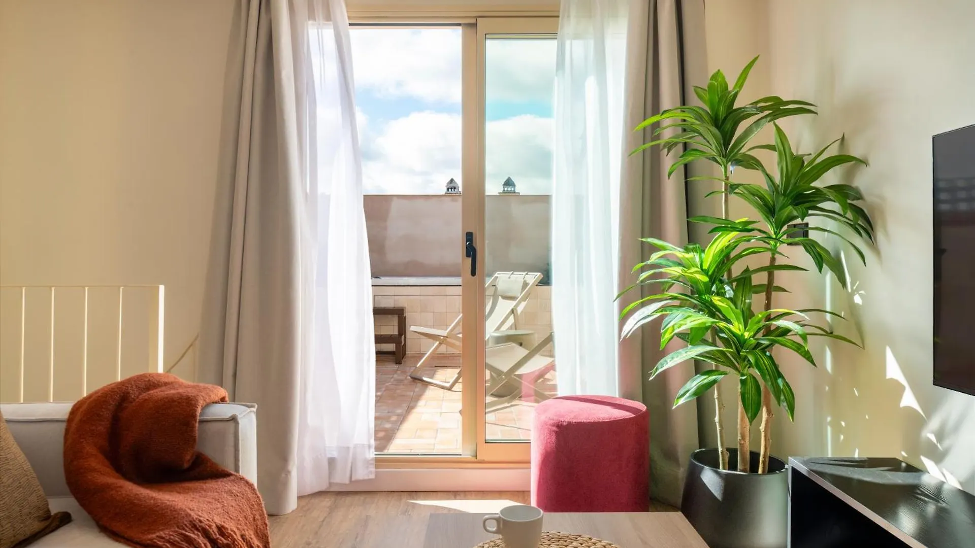 Magno Apartments Clavellinas - Pool And Parking Севилья 0*,  Испания