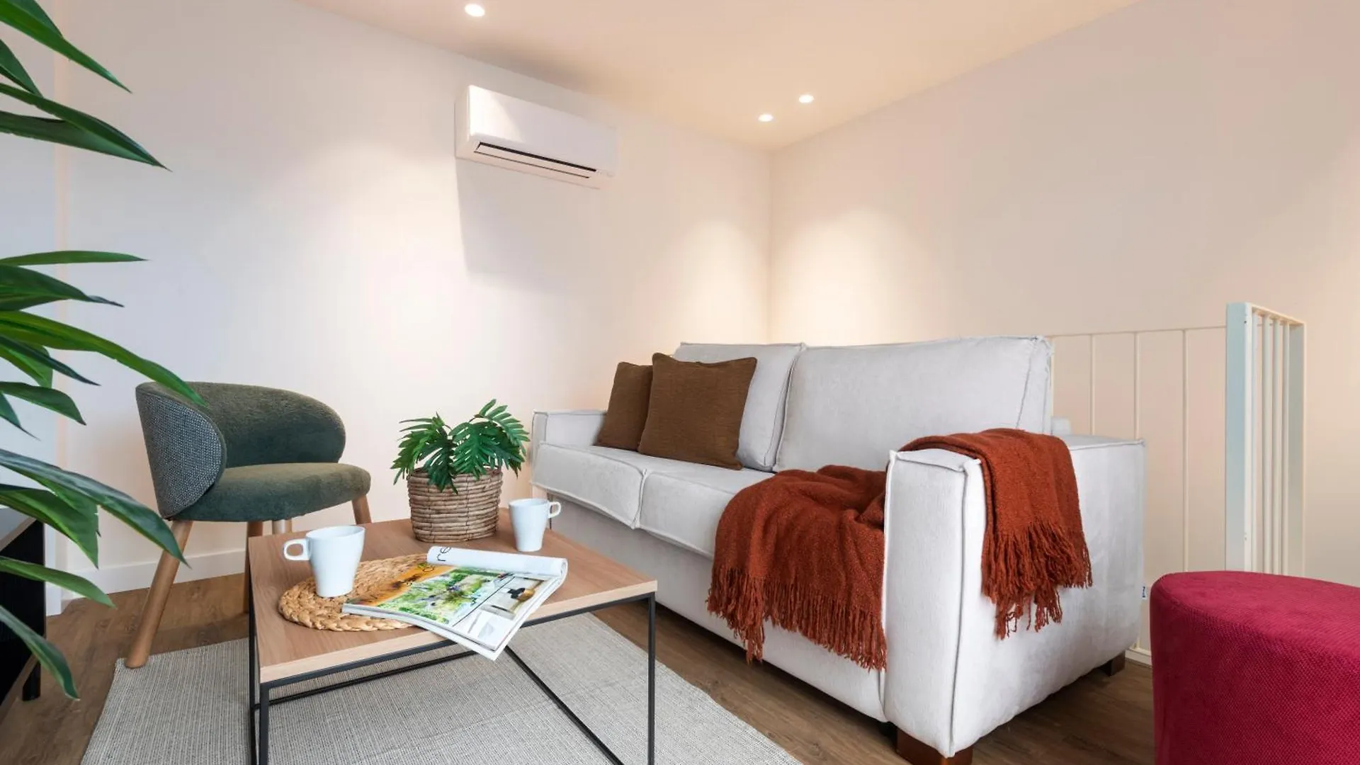Magno Apartments Clavellinas - Pool And Parking Севилья Испания