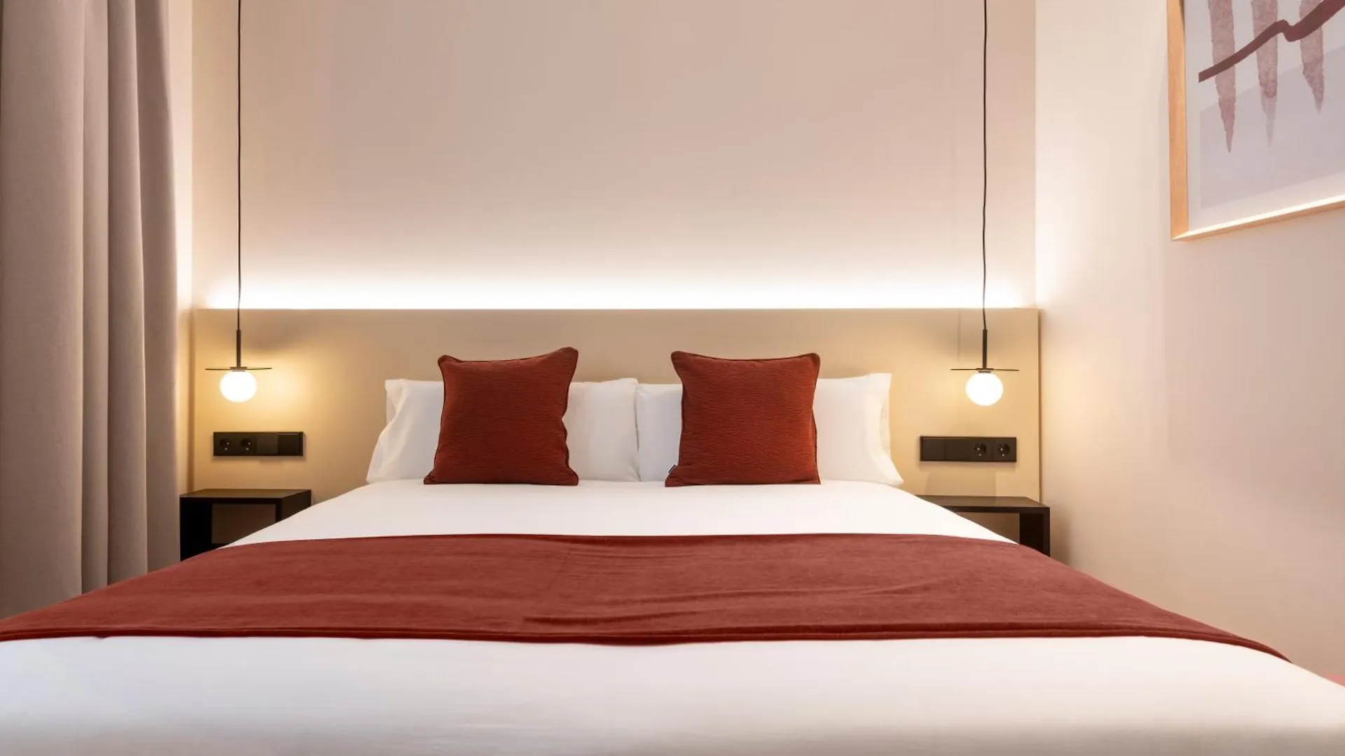 Magno Apartments Clavellinas - Pool And Parking Севилья