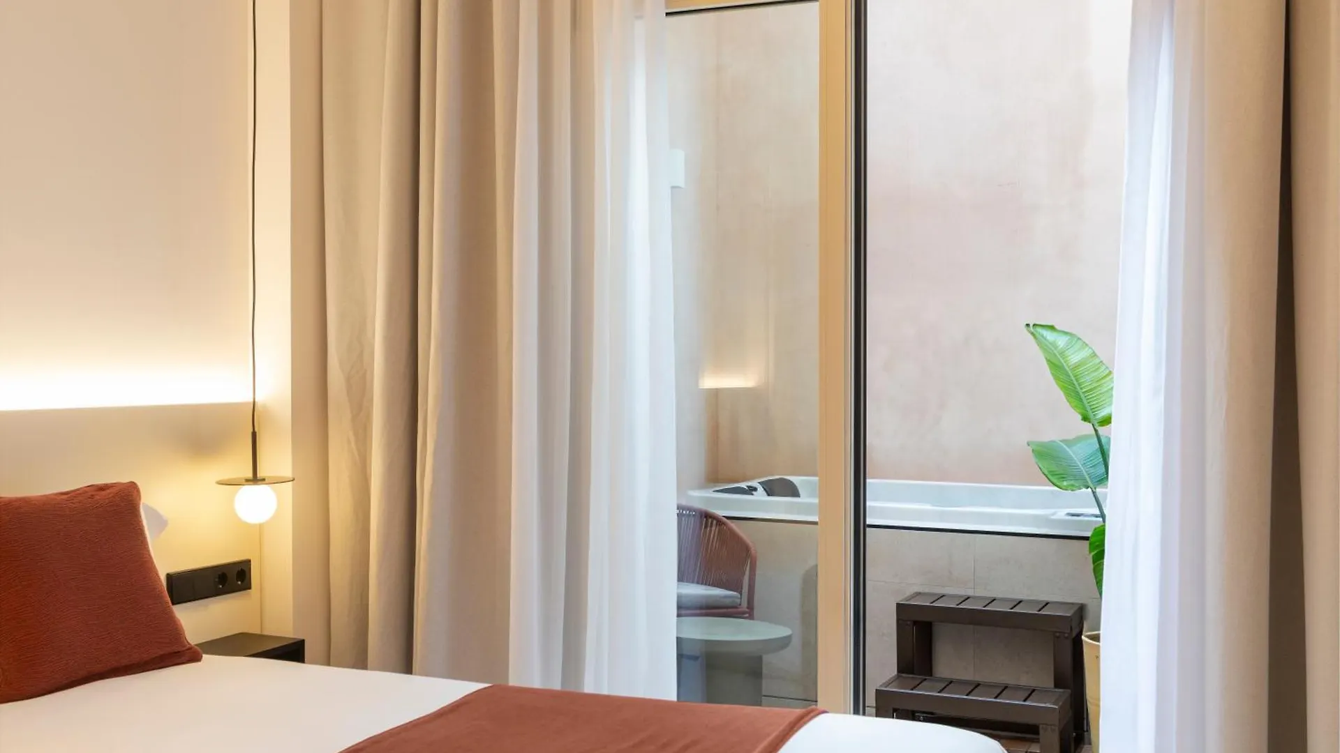 Magno Apartments Clavellinas - Pool And Parking Sevilla